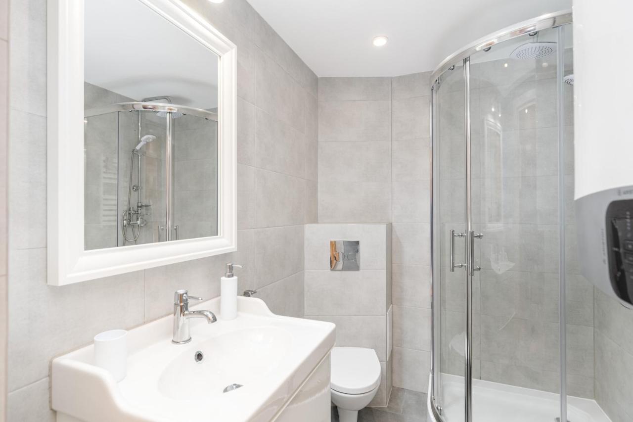 Uroczy Zakatek - Apartamenty W Centrum Zatora, Blisko Energylandii Bagian luar foto
